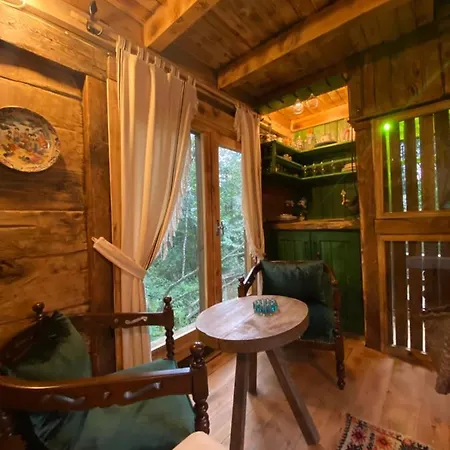 Zeni De Vore Serender & House Aparthotel *